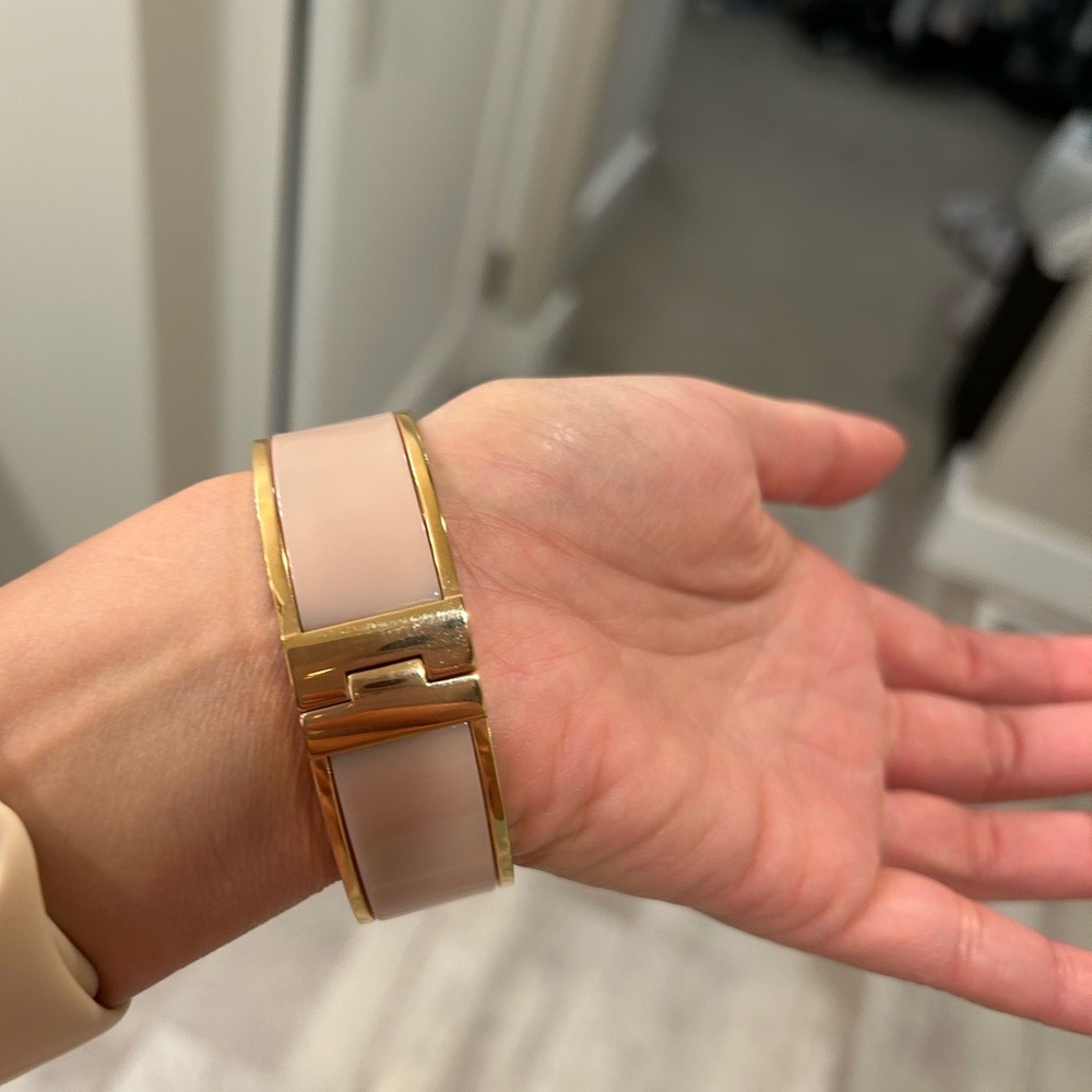 MK bracelet - Picture 4 of 8
